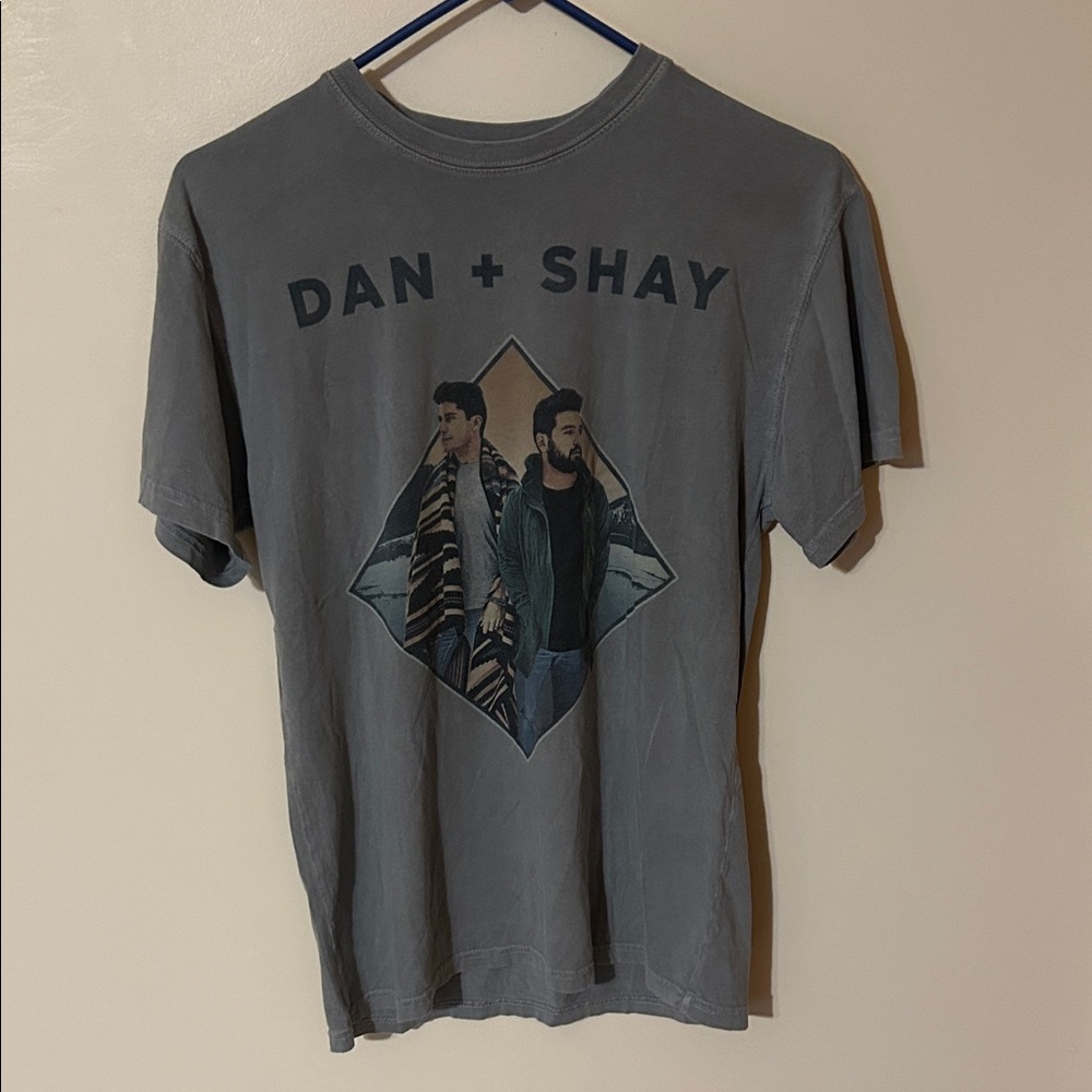 Next Level Apparel Gray Dan + Shay Graphic Tee S nwt